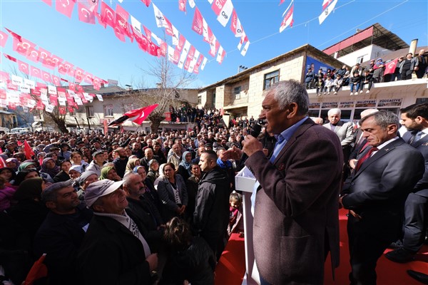 Başkan Karalar: “Halka hizmet ederken siyasi parti ayrımı yapmadık”