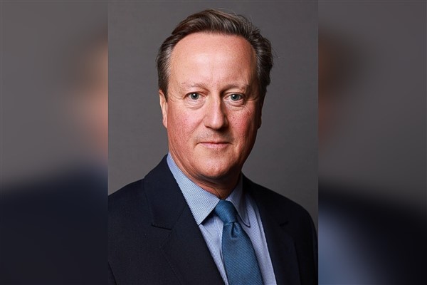 Cameron: “Paris’te, Ukrayna daha özgür çıkana kadar kararlılığımızı teyit ettik”