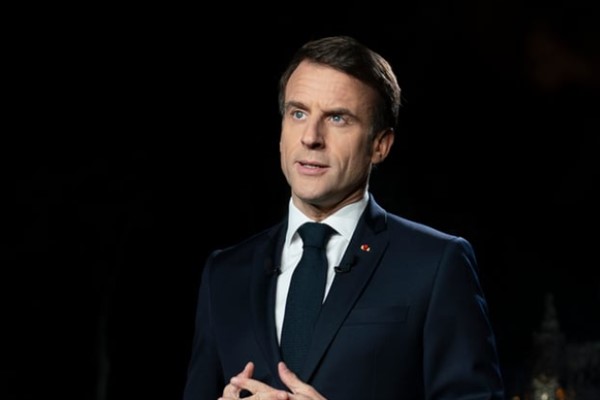 Macron: “Ukrayna’nın yanında, ortaklarımızla birlikte ne gerekiyorsa yapmaya kararlıyız”