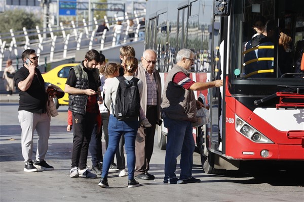 ESHOT fuarlar için ulaşım düzenlemesi yaptı