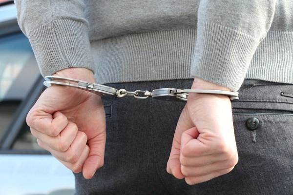 Antalya’da bir kreş müdürü çocuklara şiddet uyguladığı iddiasıyla tutuklandı