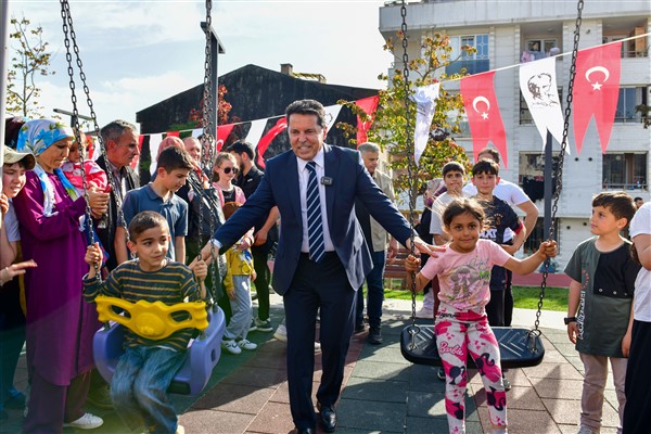 Başkan Özer: Esenyurtumuzun ihtiyaç duyduğu yeşil alanları yapacağız