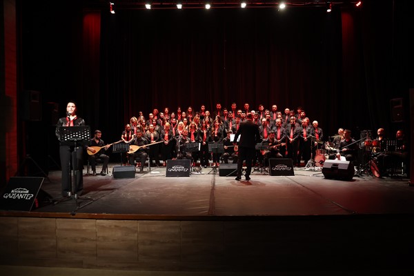 Gaziantep Türk Halk Müziği Korosu, Bahar Konseri verdi
