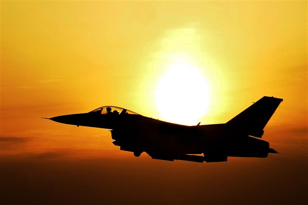 İsrail’e ait savaş uçakları Hizbullah’ın bir dizi hedefine saldırı düzenledi