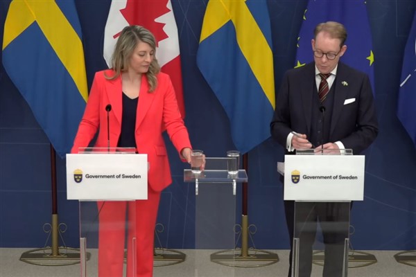 Joly: İsveç, NATO’yu daha güçlü ve güvenli hale getiriyor