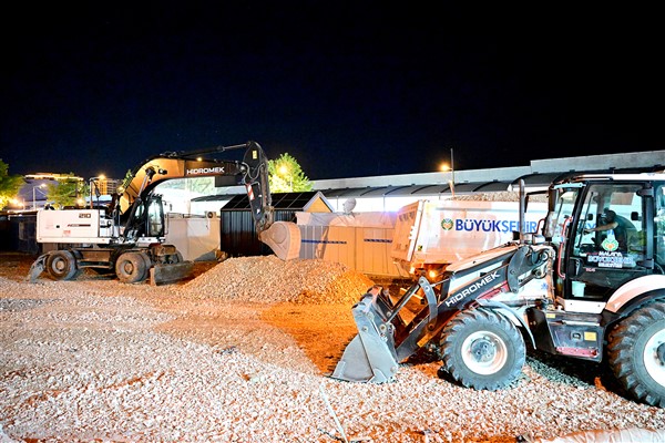 Malatya’da geçici park alanları oluşturuluyor