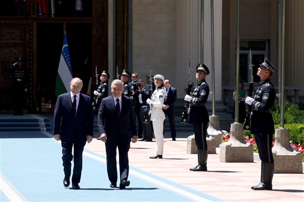 Rusya Devlet Başkanı Putin, Özbekistan’da