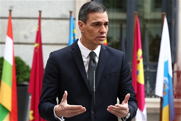 Sanchez: İspanya’yı parçalayan şey, sağ ve aşırı sağın anlaşmalarıdır