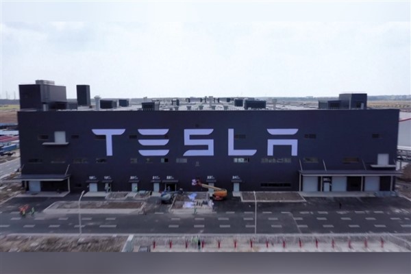 Tesla, Çin’de kuracağı ikinci fabrikası için inşaat ruhsatını aldı