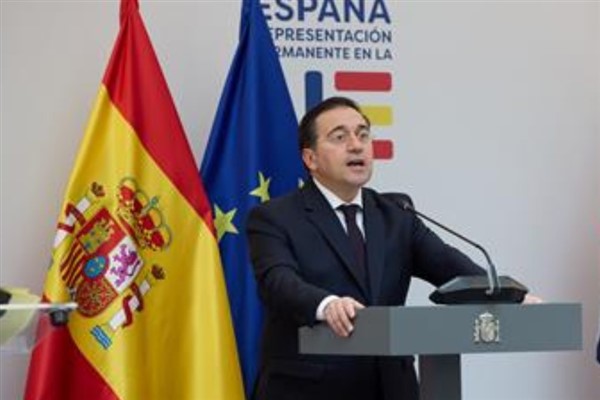 Albares: İspanya her zaman hukukun üstünlüğünün ve demokrasinin yanında olacak