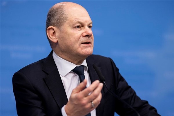 Almanya Başbakanı Scholz: Şiddet siyasi tartışmaların parçası olmamalıdır