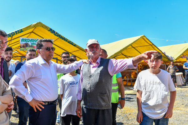 Esenyurt Belediye Başkanı Ahmet