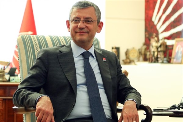 CHP Genel Başkanı Özel, Ethem Sarısülük’ü andı