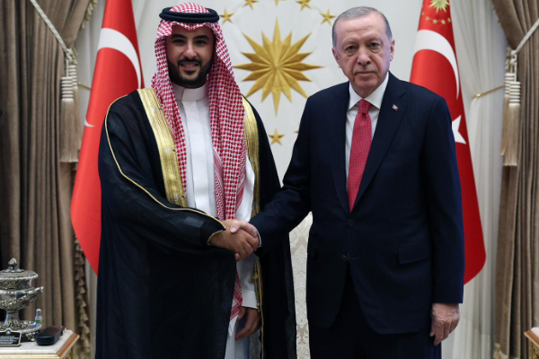 Cumhurbaşkanı Erdoğan, Suudi Arabistan Savunma Bakan Al- Suud’u kabul etti