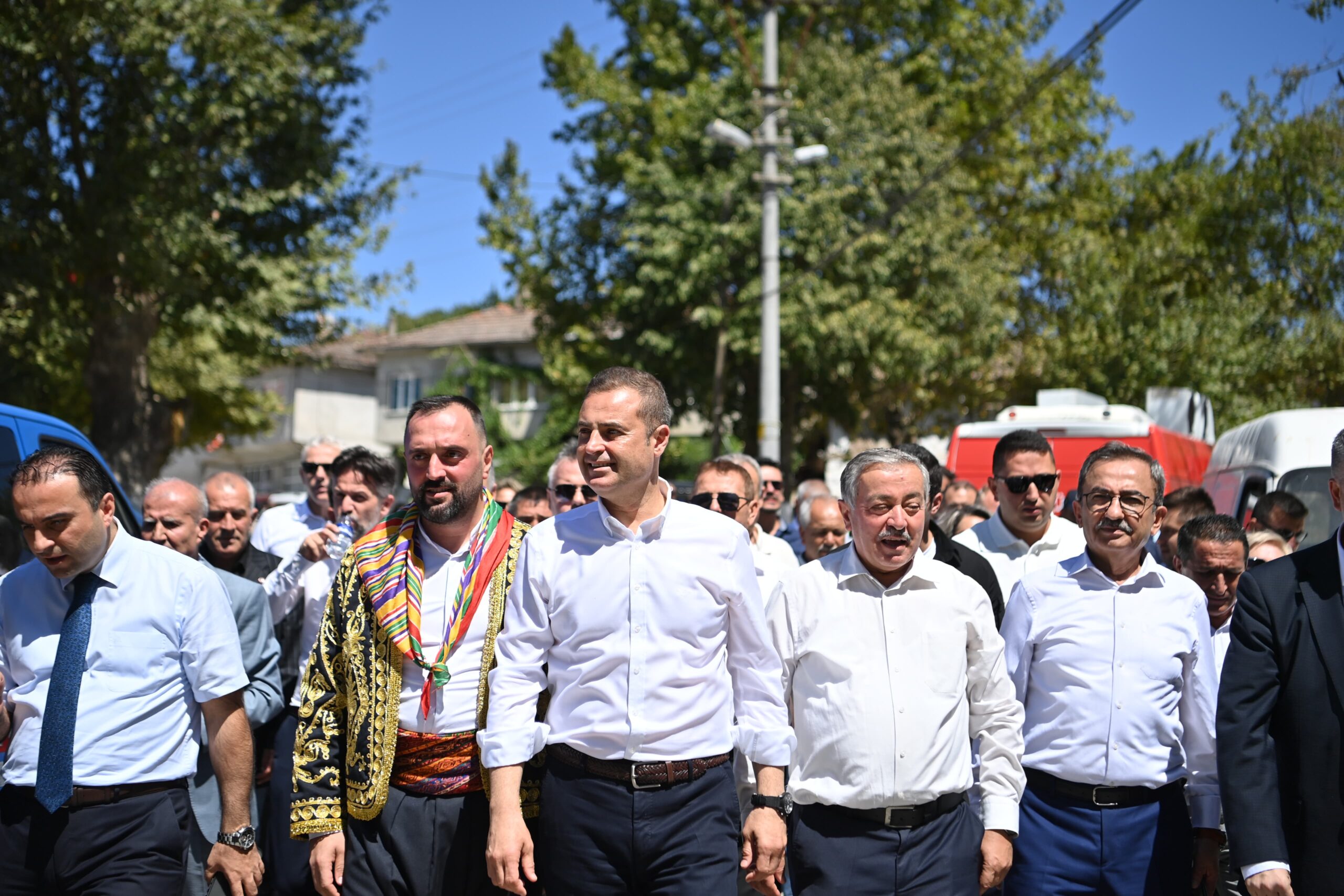 Başkan Akın, 64. Geleneksel Kurtdereli Mehmet Pehlivan Yağlı Güreşleri açılışına katıldı