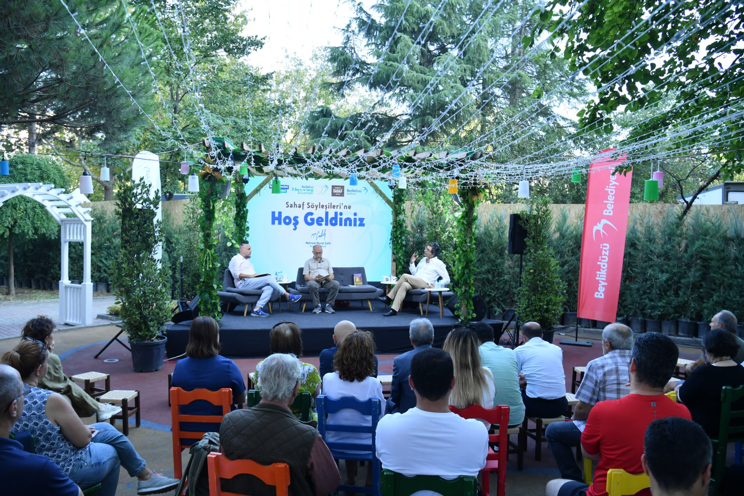 Beylikdüzü Sahaf Söyleşileri’nde Homeros ve İlyada konuşuldu