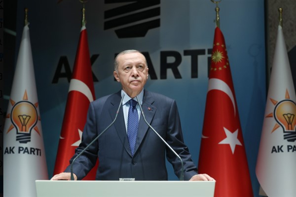 Erdoğan: Sosyal medya platformları çıkarlarına dokunulunca mafya gibi davranıyor