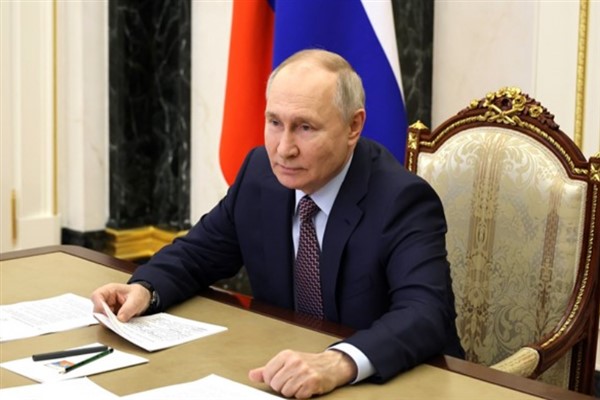 Putin: Hindistan ile ayrıcalıklı stratejik ortaklık ilişkilerine büyük önem veriyoruz