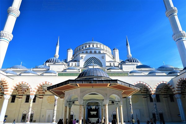 TBMM Başkanı Kurtulmuş, Prof. Dr. Ersin Nazif Gürdoğan’ın cenaze törenine katıldı