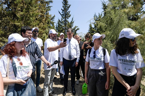 Tugay: Yangından zarar gören alanlarımızı Yeşil İzmir Gönüllülerimizle geri kazanacağız