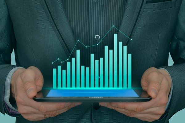 TÜİK-Ticaret satış hacmi yıllık yüzde 1,1 azaldı, perakende satış hacmi yüzde 8,6  arttı