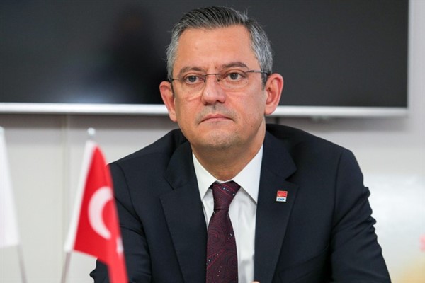 CHP Genel Başkanı Özel’den yönetmen, senarist, yapımcı Giritlioğlu için başsağlığı mesajı