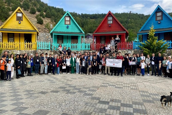 Gürsu’da Juniojam Oyun Geliştirme Kampı düzenlendi