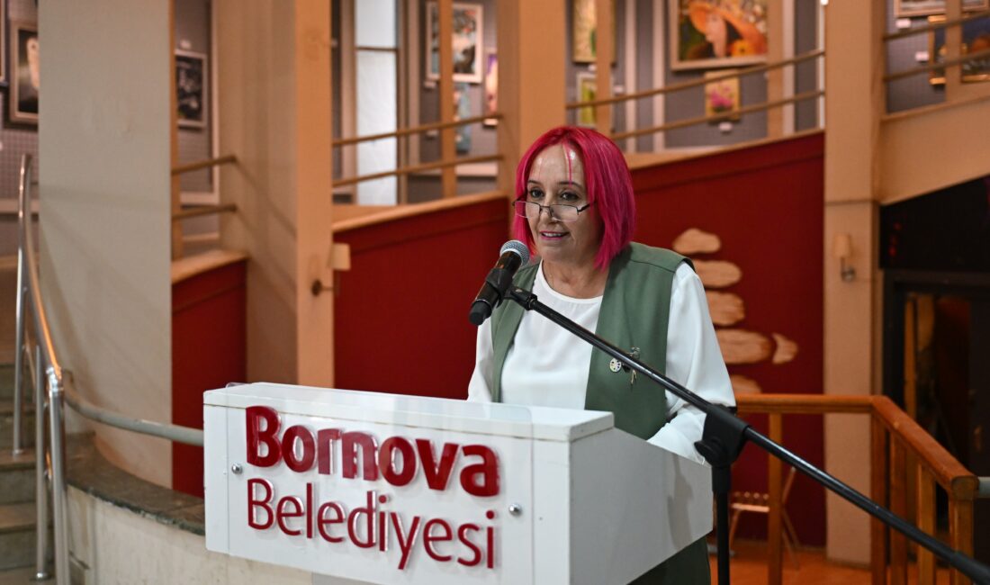 Ressam Hülya Yasemin'in "Renklerle