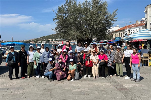 İzmir’de vatandaşa yönelik geziler başlatıldı