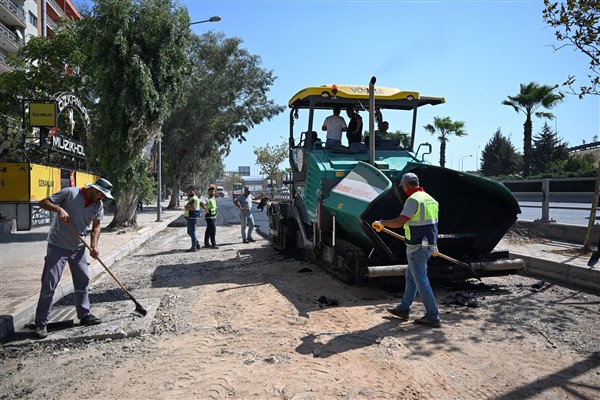 İZSU ve Bornova Belediyesi’nden altyapı ve asfalt çalışması