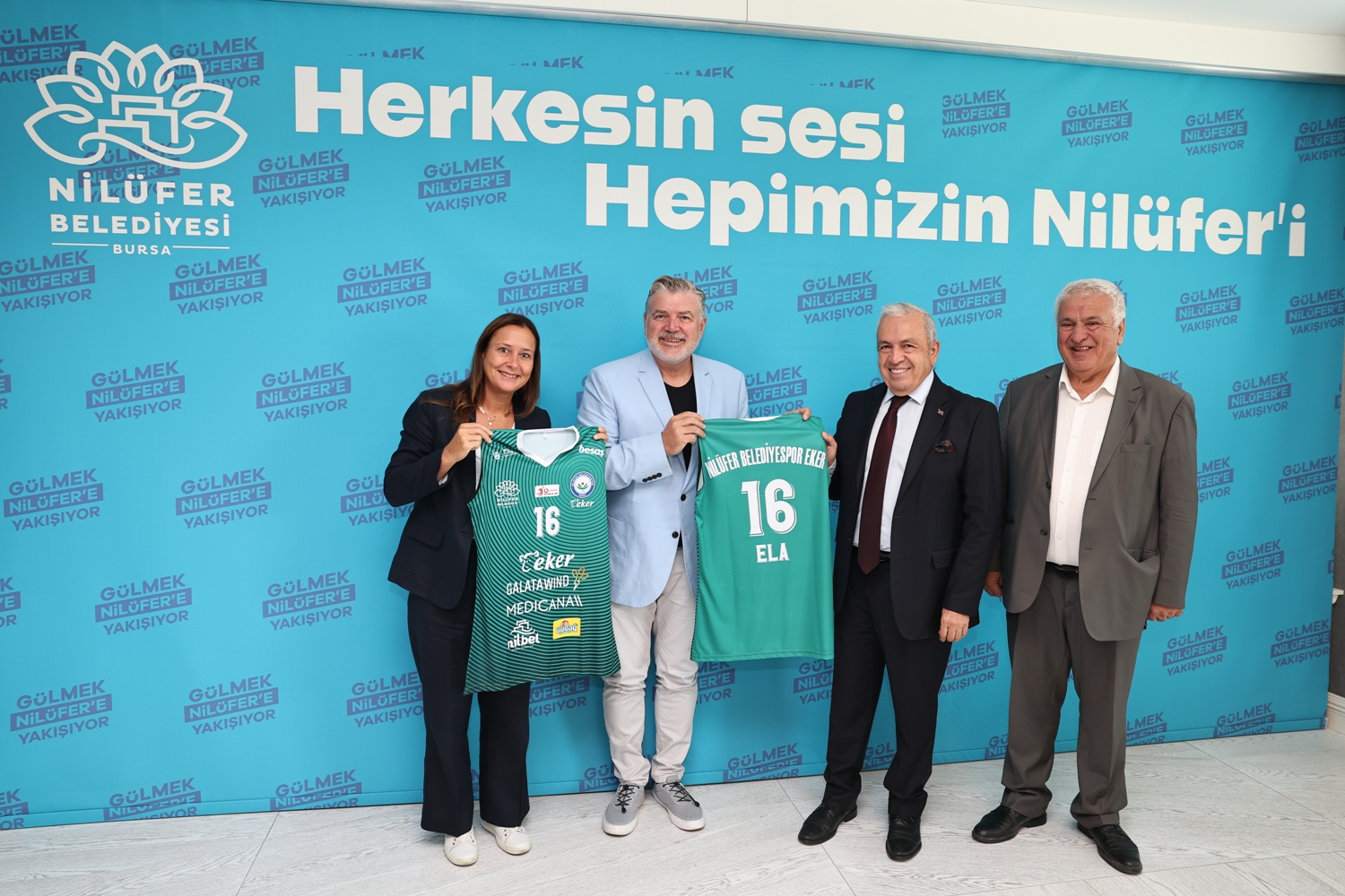 Nilüfer Belediyespor Kadın Voleybol Takımı’nın ana sponsoru Eker oldu