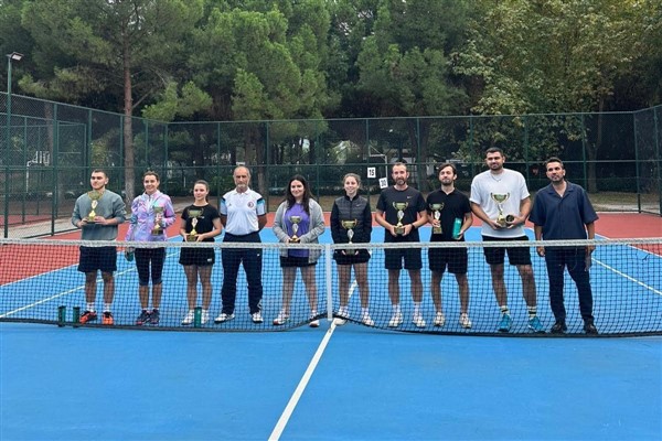 Orhangazi Gazi Kupası Tenis Turnuvası tamamlandı