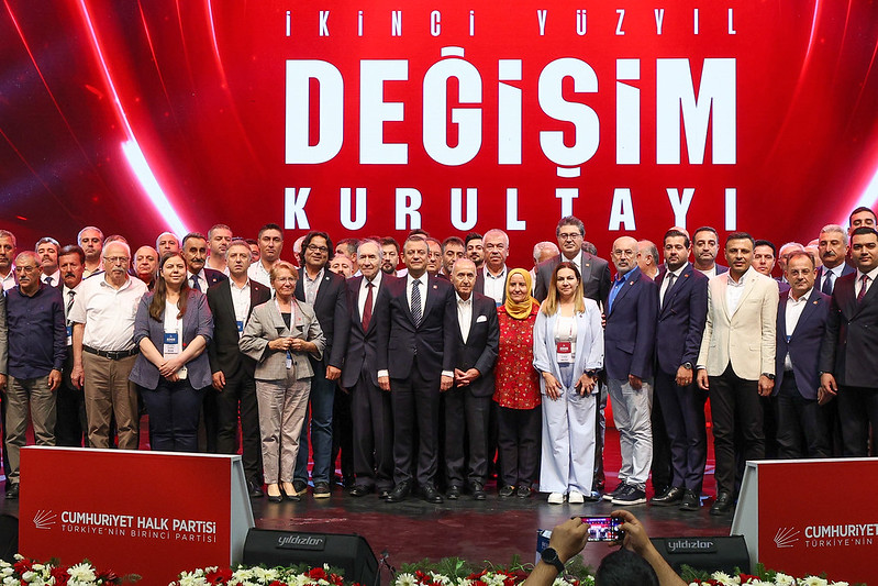 Özel, CHP İkinci Yüzyıl Değişim Kurultayı’nın üçüncü gününe katıldı