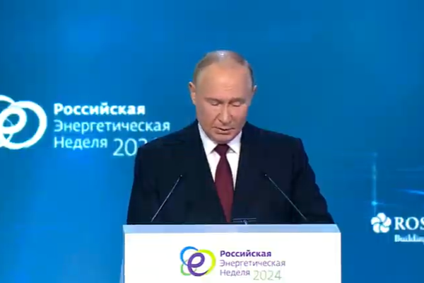 Putin: Batı rekabete dayanamıyor ve yakıt, enerji teknolojilerine erişimi engelliyor