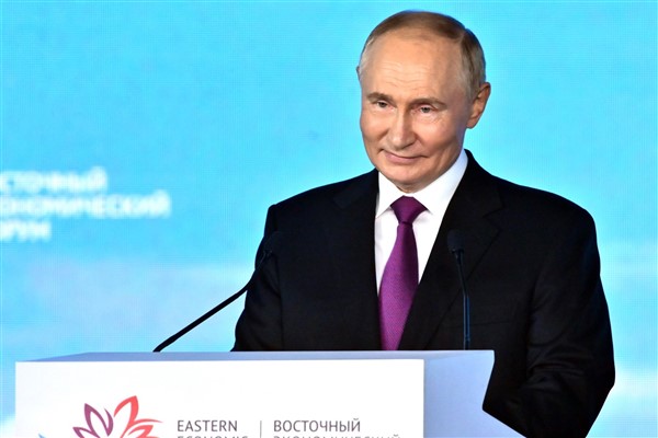 Putin: Uzak Doğu’nun daha da gelişmesi ülkemizin geleceğini büyük ölçüde belirleyecektir