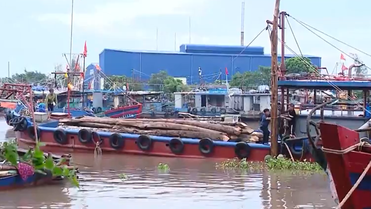 Vietnam süper tayfuna hazırlanıyor