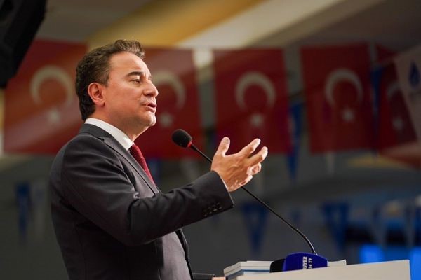 Babacan: Bu çürümüşlüğü ülkemizden atmak, bizim boynumuzun borcu