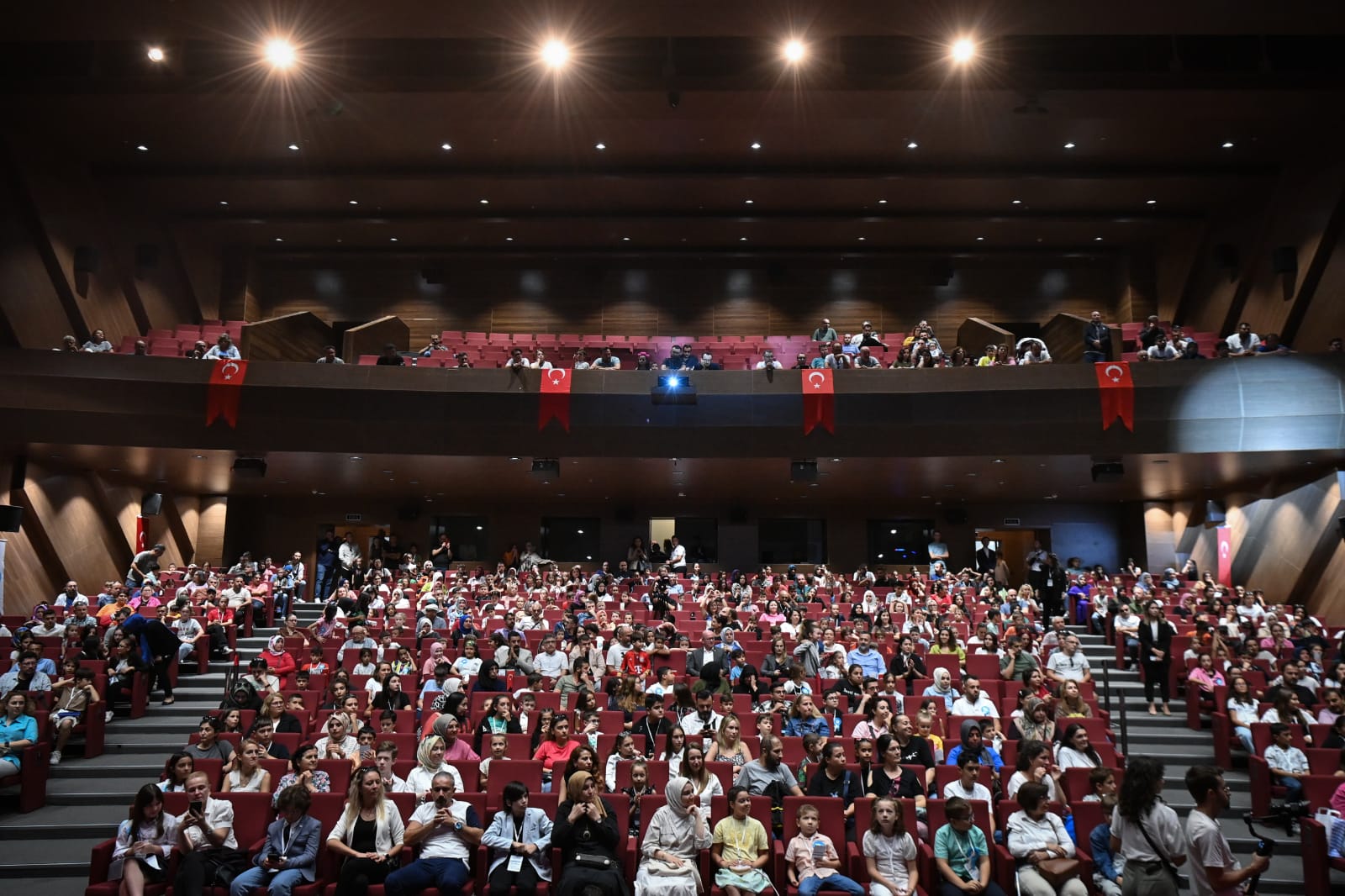 Balıkesir Kent Konseyi Çocuk Meclisi kuruldu