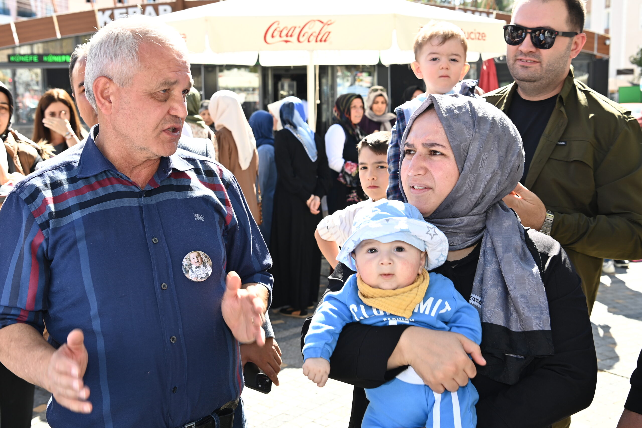 Başkan Şahin SMA hastası Yağız Asaf’ın kermesine katıldı