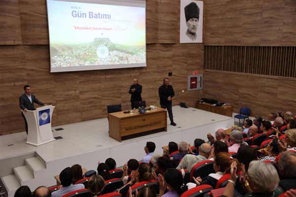 ‘Memleket, Hayat, Sanat: Nazım’ belgeseli Muğla’da sanatseverlerle buluştu