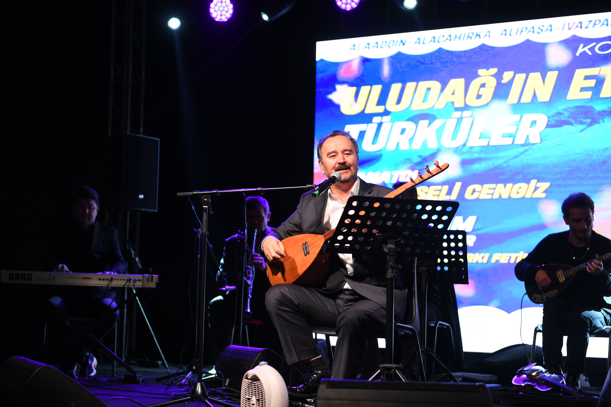 Menteşeli Cengiz, Bursa’da konser verdi