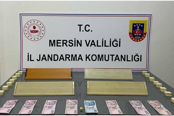 Mersin’de kumar operasyonu: 4 kişi suçüstü yakalandı