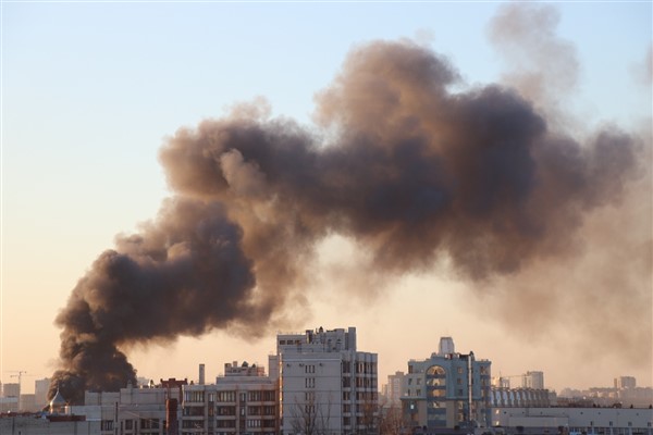 Ukrayna: Rusya Harkov’da bir yerleşim bölgesine bombalı saldırı düzenledi