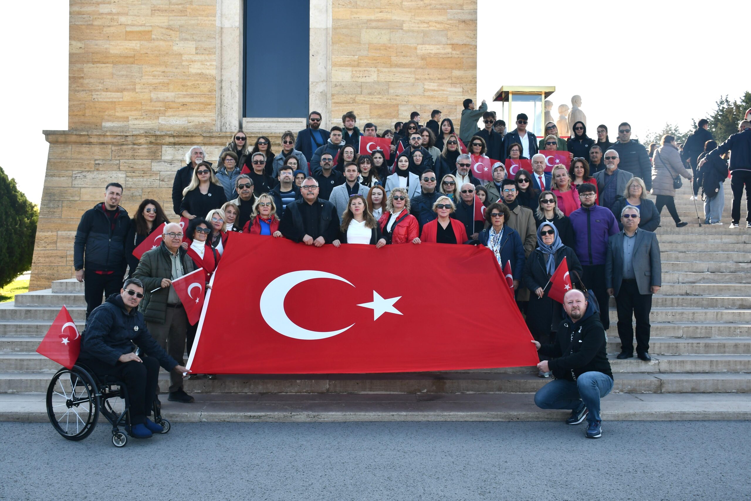 Balıkesir Kent Konseyi ve Gençlik Meclisi üyeleri Anıtkabir’de