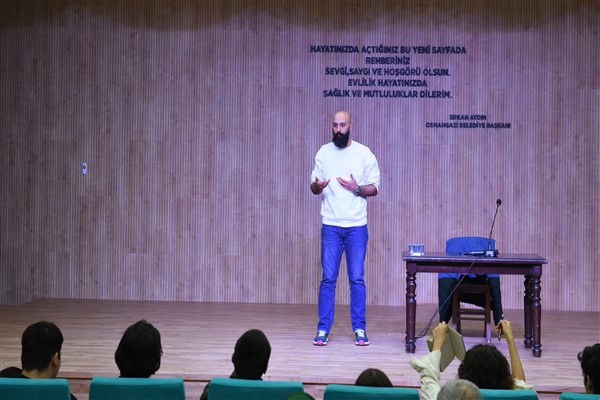 Osmangazi Belediyesi’nin düzenlediği kitap