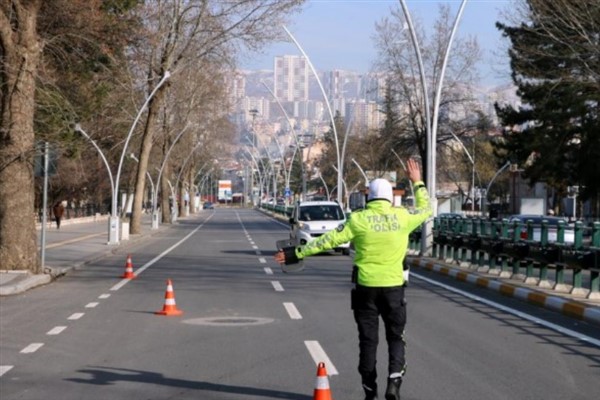 Hız ihlali denetimlerinde 5 milyon 48 bin işlem yapıldı